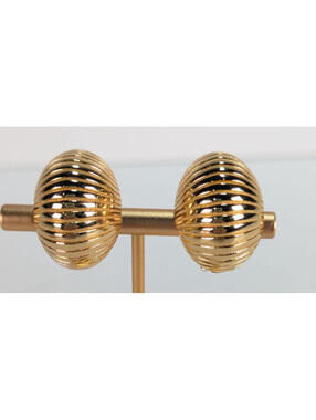 Christian Dior Modernist Armadillo Gold Tone Clip on Huggie Earring Ribbed VTG